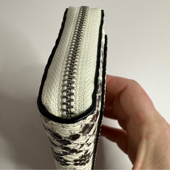 #144 Michael Michael Kors NWT Jet Set Small Zip Around Card Case Leather Wallet - Picture 5 of 9